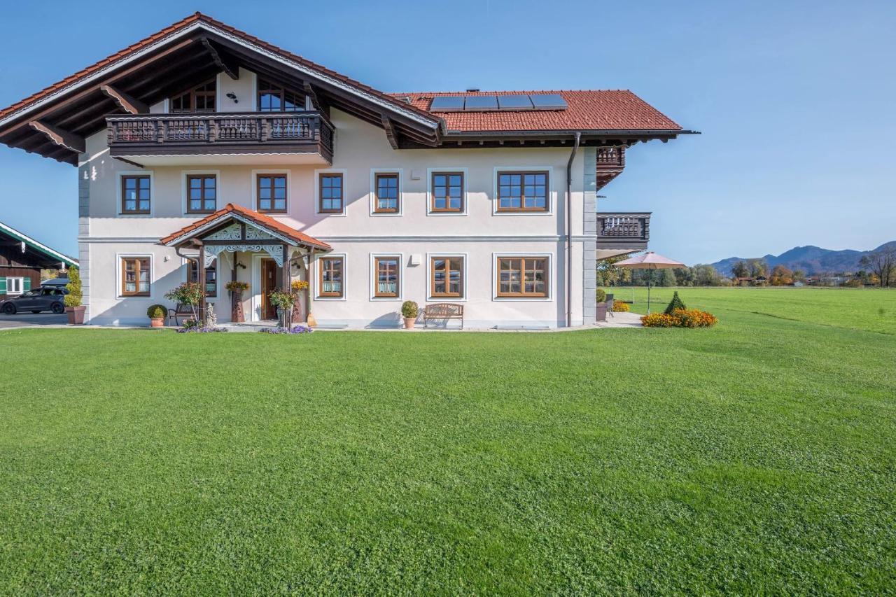 5 Sterne Ferienwohnung Sissi Übersee Exterior foto